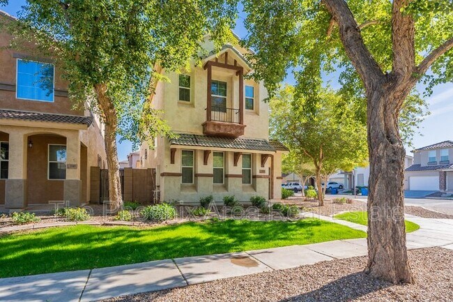 Building Photo - 2189 S Sanders Dr