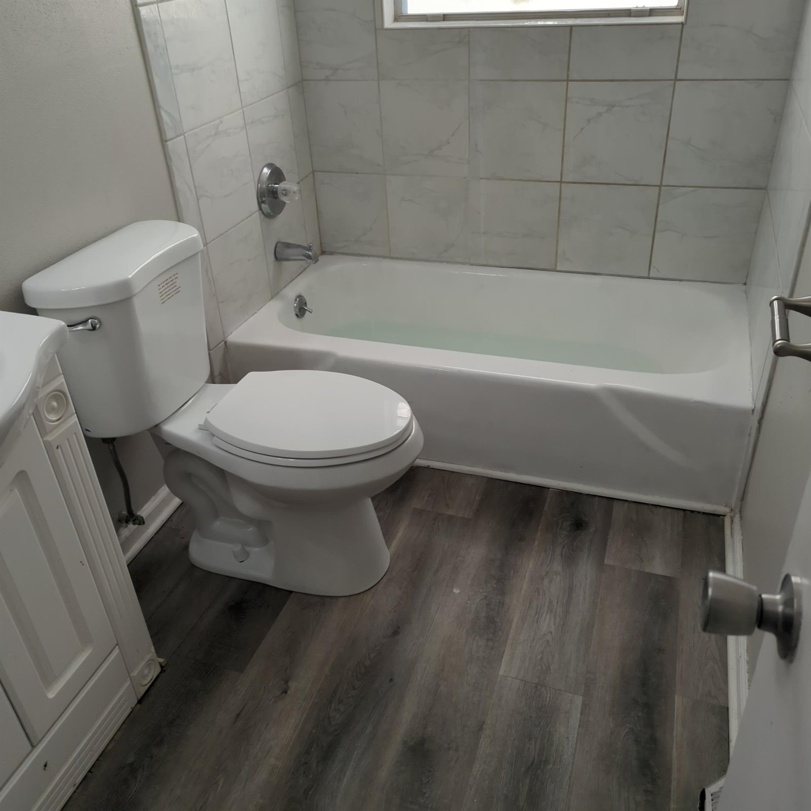 Building Photo - 6205 N Devonshire Dr