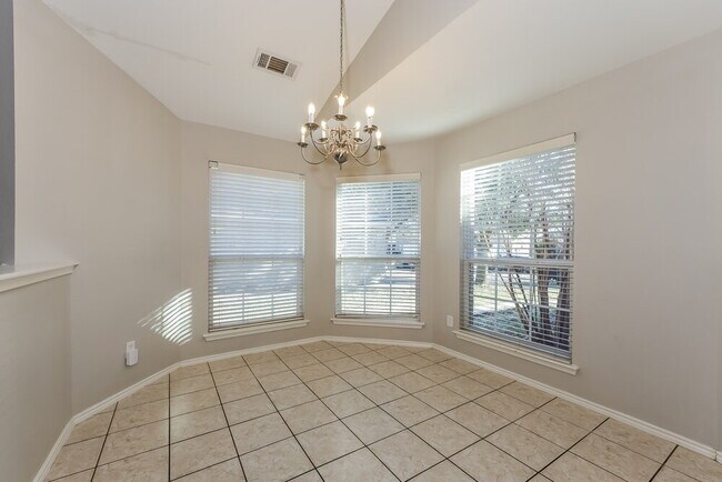 Building Photo - 1148 Browntop St