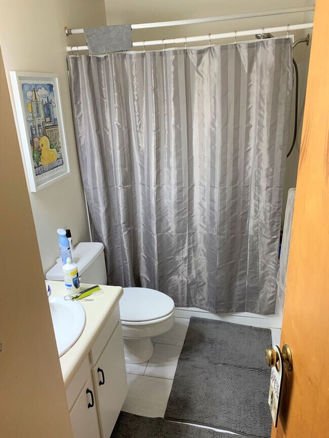 Building Photo - 6326 Marchand St