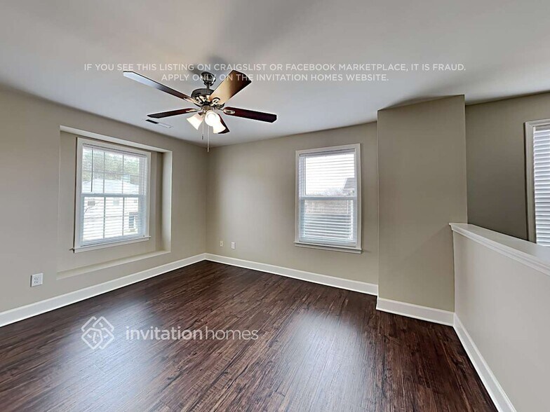 Building Photo - 1019 Sweet Gale Dr