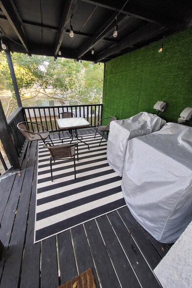 Building Photo - 3520 Post St