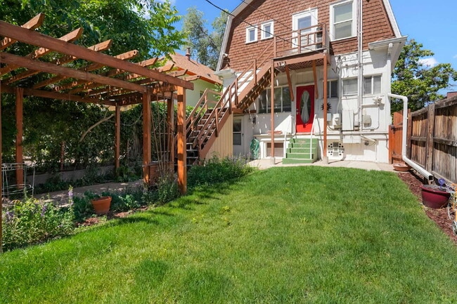 Building Photo - Live in Baker! Historic 2BD Home with Garage, Yard & Simplified Utilities