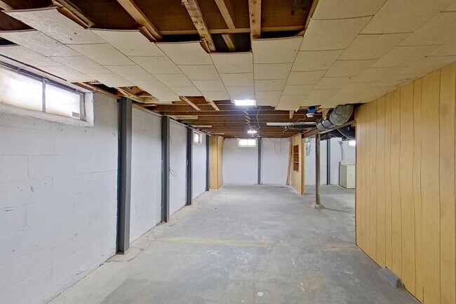 Building Photo - 3/1 Single Family Home in Linden!