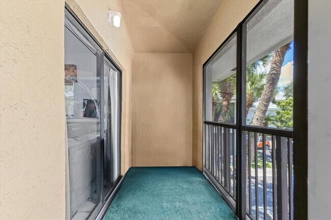 Building Photo - 2445 SW 18th Terrace