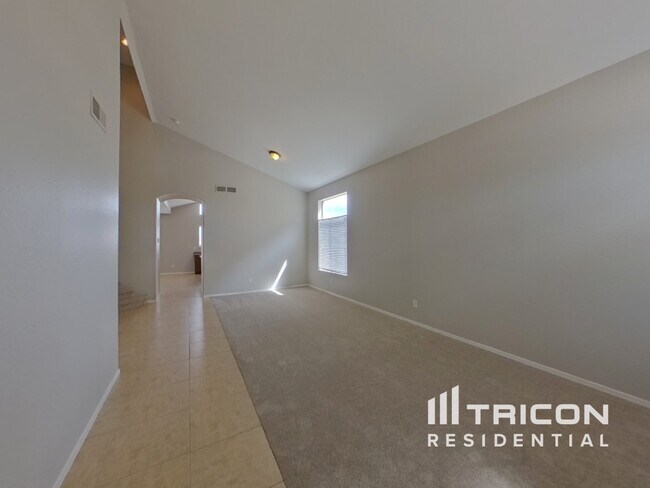 Building Photo - 17679 N Avelino Dr