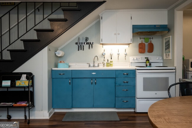 Building Photo - 290.5 Milledge Cir