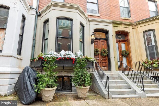 Building Photo - 2220 Delancey St