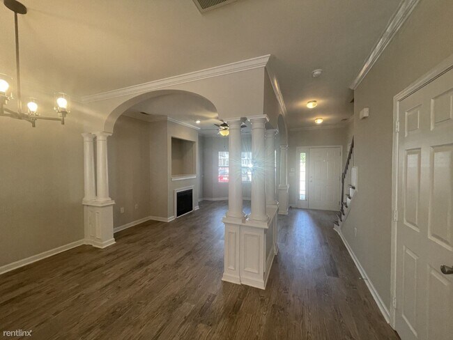 Building Photo - 3 br, 2.5 bath House - 204 Maynard Summit Way
