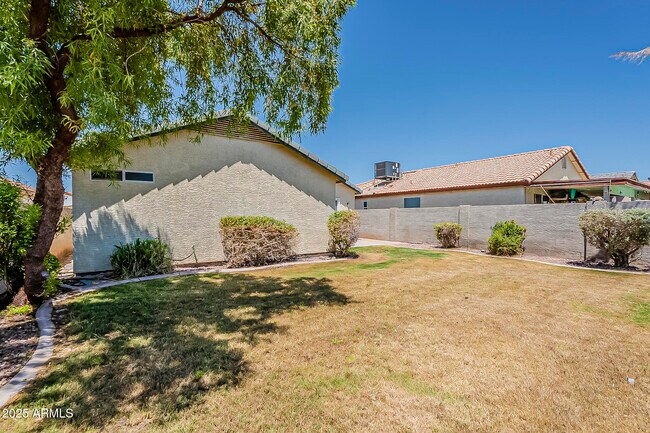 Building Photo - 3029 W Matthew Dr