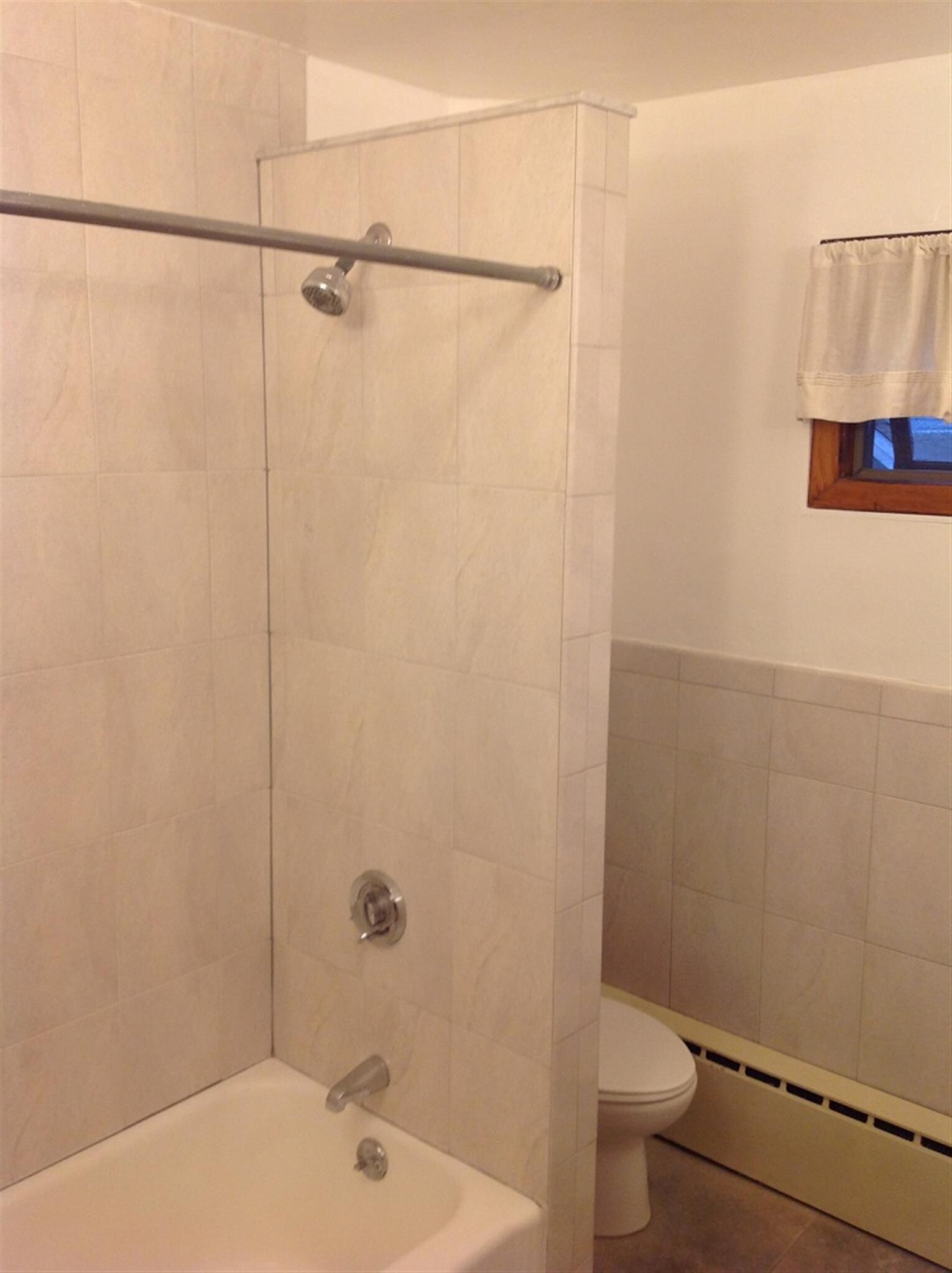 Building Photo - 28 Dover St