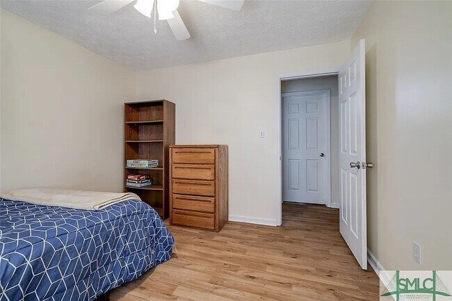 Building Photo - 613 Ryan Ln