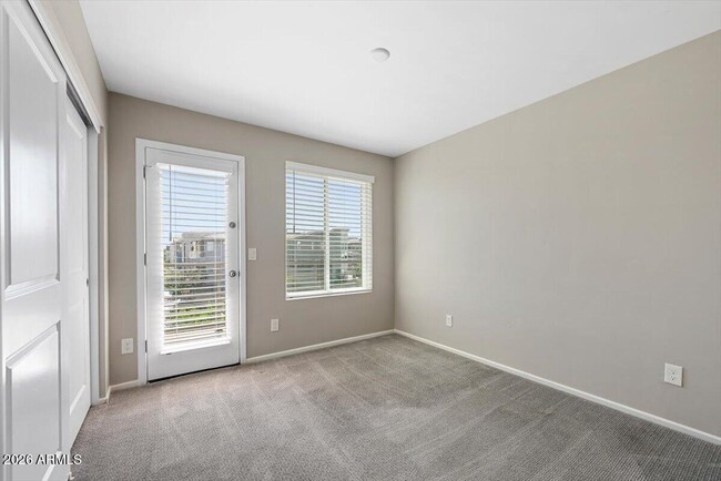 Building Photo - 1250 Abbey Ln