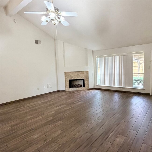Building Photo - 16914 Summer Dawn Pl