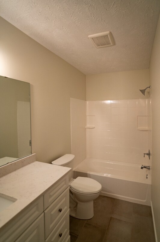 Building Photo - 1277 W 67th St