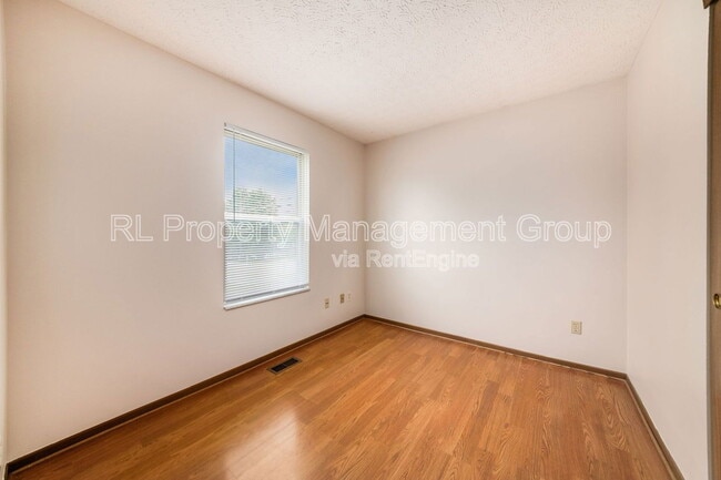 Building Photo - 1064 Wexford Green Blvd