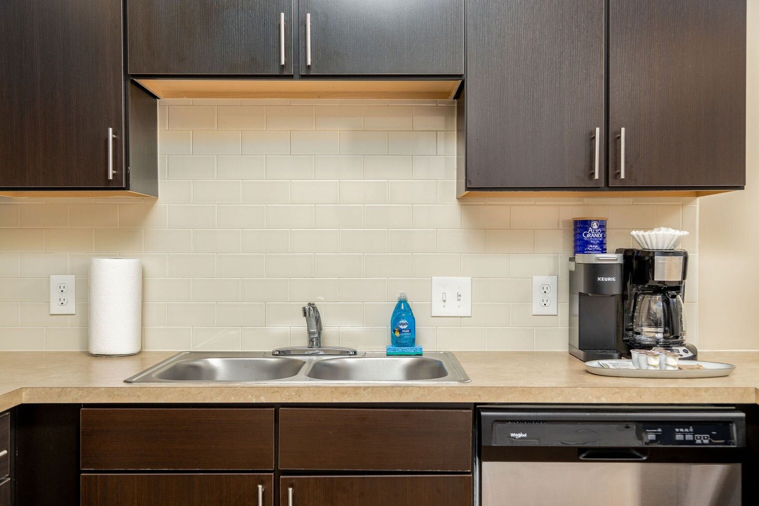 Building Photo - 5799 Fenimore Trail Dr W