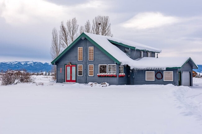 Building Photo - 2862 Grand Teton Rd