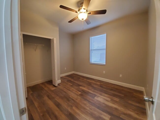 Building Photo - 801 Jade Forest Ave
