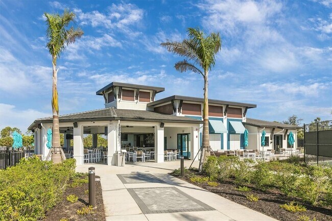 Building Photo - 12240 Wellen Golf St