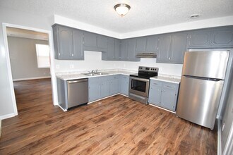 Building Photo - 3276 Tower Dr