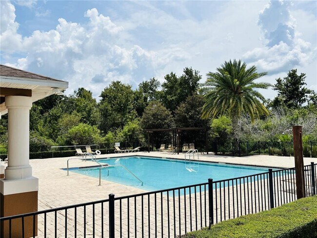 Building Photo - 11155 Savannah Landing Cir