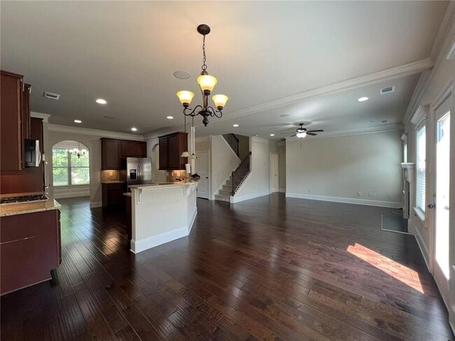 Building Photo - 5665 Winding Lakes Dr