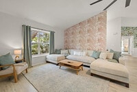 Building Photo - 1518 Wexford Dr E