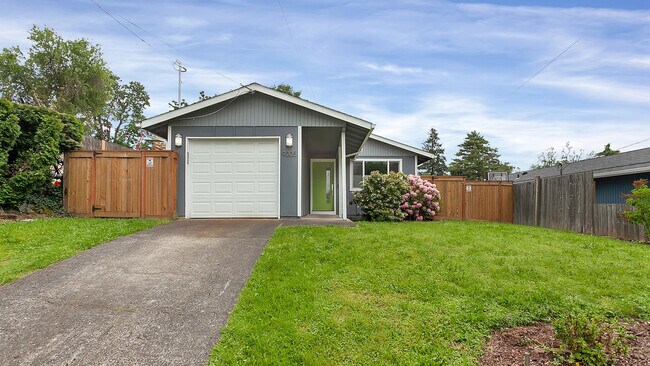 Building Photo - 9005 N Peninsular Ave
