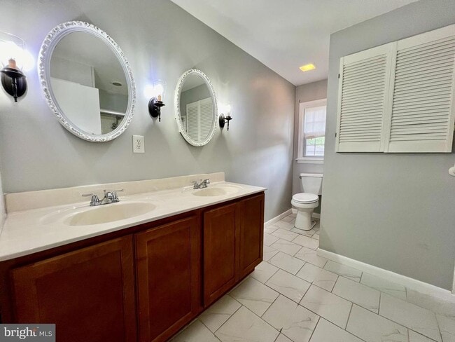 Building Photo - 437 Sudbury Rd