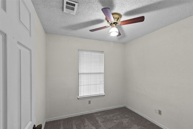 Building Photo - 2526 Downs Cir