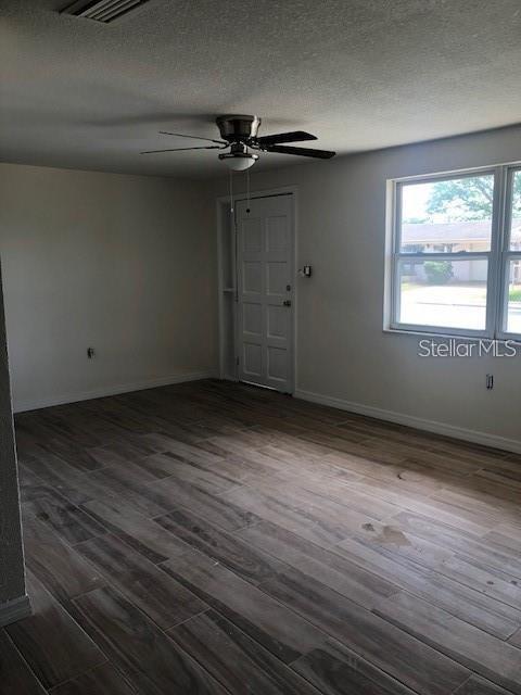 Building Photo - 1271 Chelsea Ln