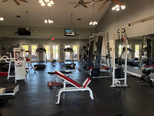 Building Photo - 5006 Starfish Dr SE