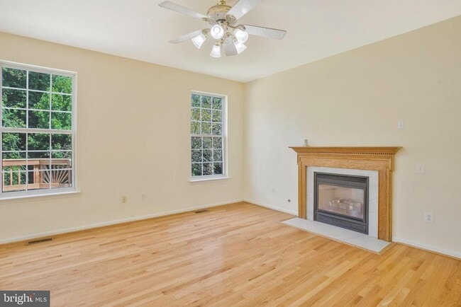 Building Photo - 9112 Granite Ct