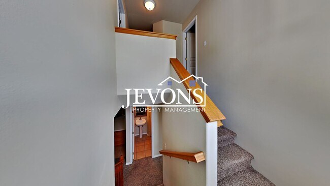 Building Photo - $500 Rent Credit - Enjoy this beautiful We...