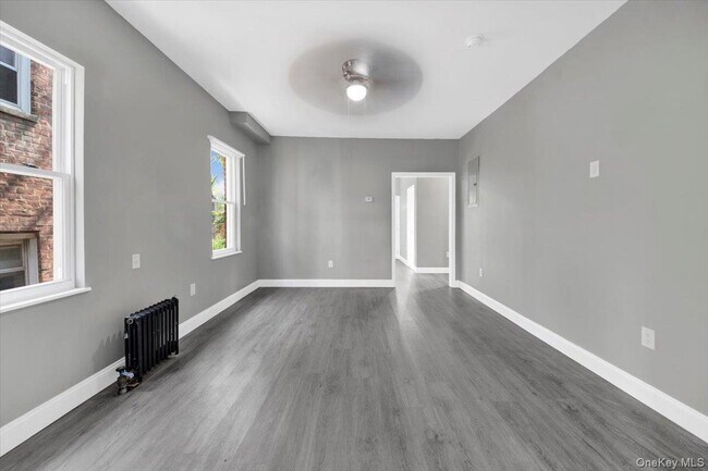 Building Photo - 310 W 238th St