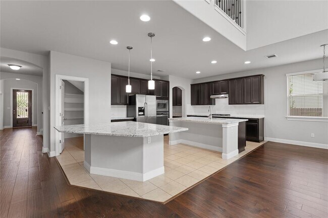 Building Photo - 15601 Cabrillo Way