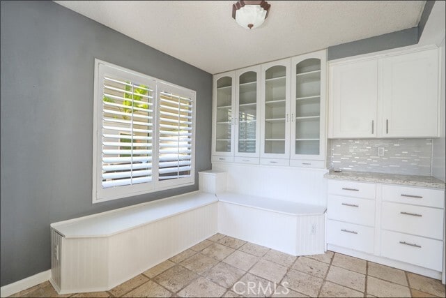 Building Photo - 34 Rainwood