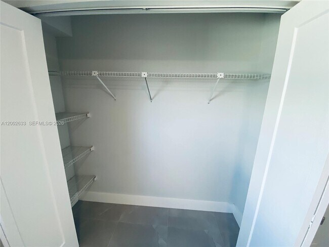 Building Photo - 199 SW 12th Ave