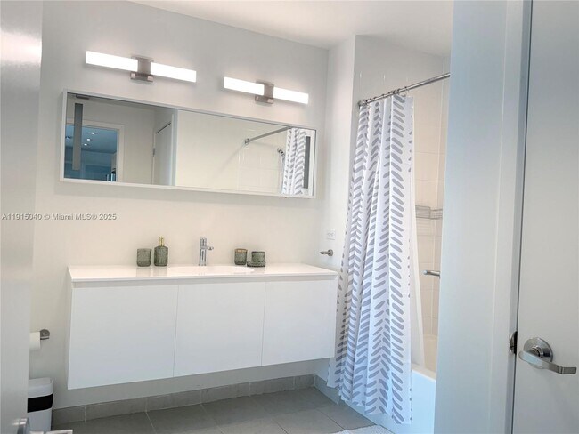 Building Photo - 3301 NE 1st Ave