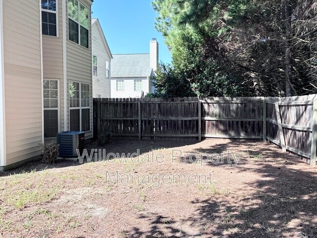 Building Photo - 4249 Beacon Heights Dr