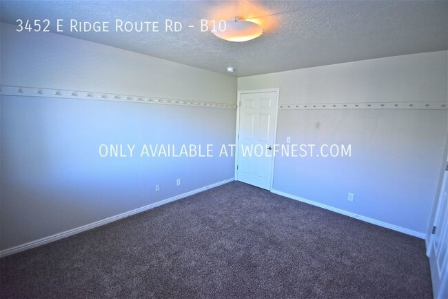 Building Photo - Breathtaking 3 Bed Eagle Mountain Condo! N...