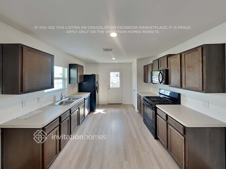 Building Photo - 5936 Rimini Landing Ln