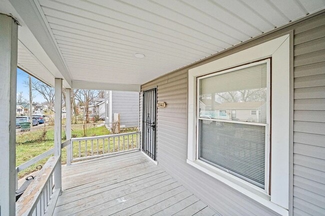Building Photo - Fully Renovated 3BR/3BA Home with Quartz Finishes Near Easton - Move in Ready!