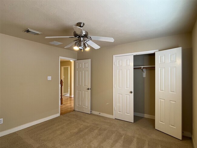 Building Photo - 11827 Edenstone Dr