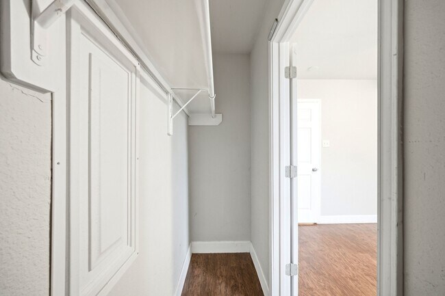 Building Photo - 11723 Greenmesa Dr