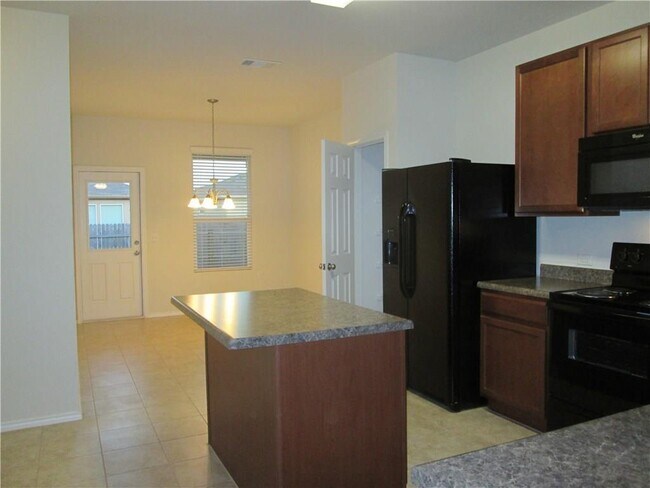 Building Photo - 5801 Knoll Pines Pass
