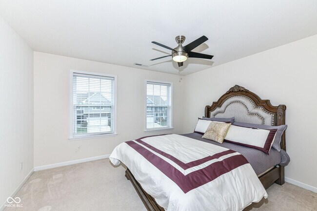 Building Photo - 6252 Sugar Maple Dr