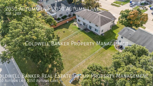 Building Photo - 2050 Autumn Ln