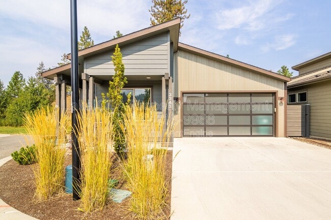 Building Photo - 3343 N Rosalia Rd